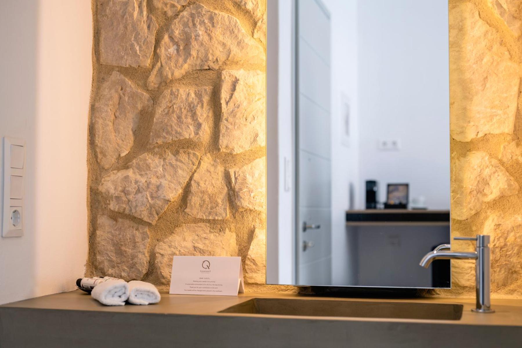Quartano Suites By Heliessa, Adults Only Науса Экстерьер фото