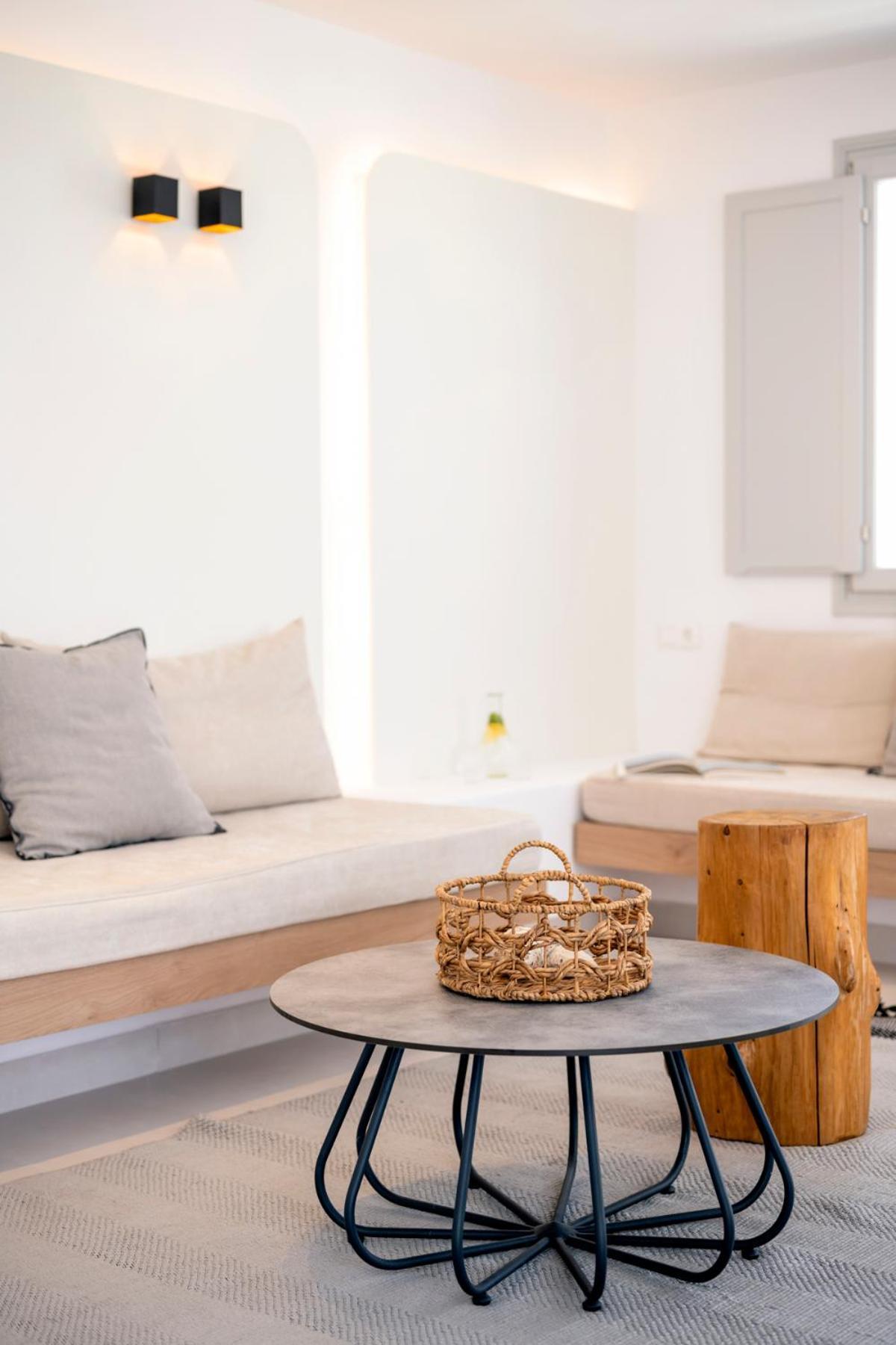 Quartano Suites By Heliessa, Adults Only Науса Экстерьер фото
